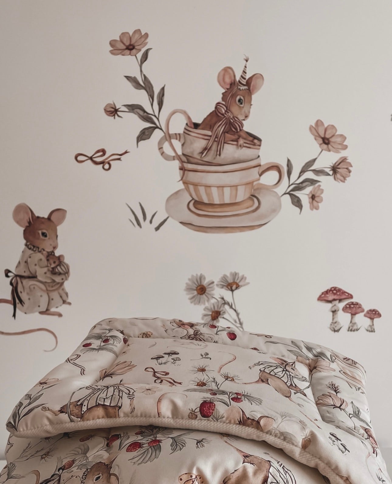 Wall sticker Set 100x100, Wild Mouse