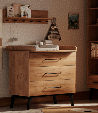 Pinio, Retro Chest of Drawers